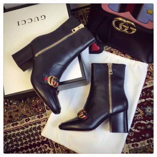 Gucci Leather mid-heel ankle boot